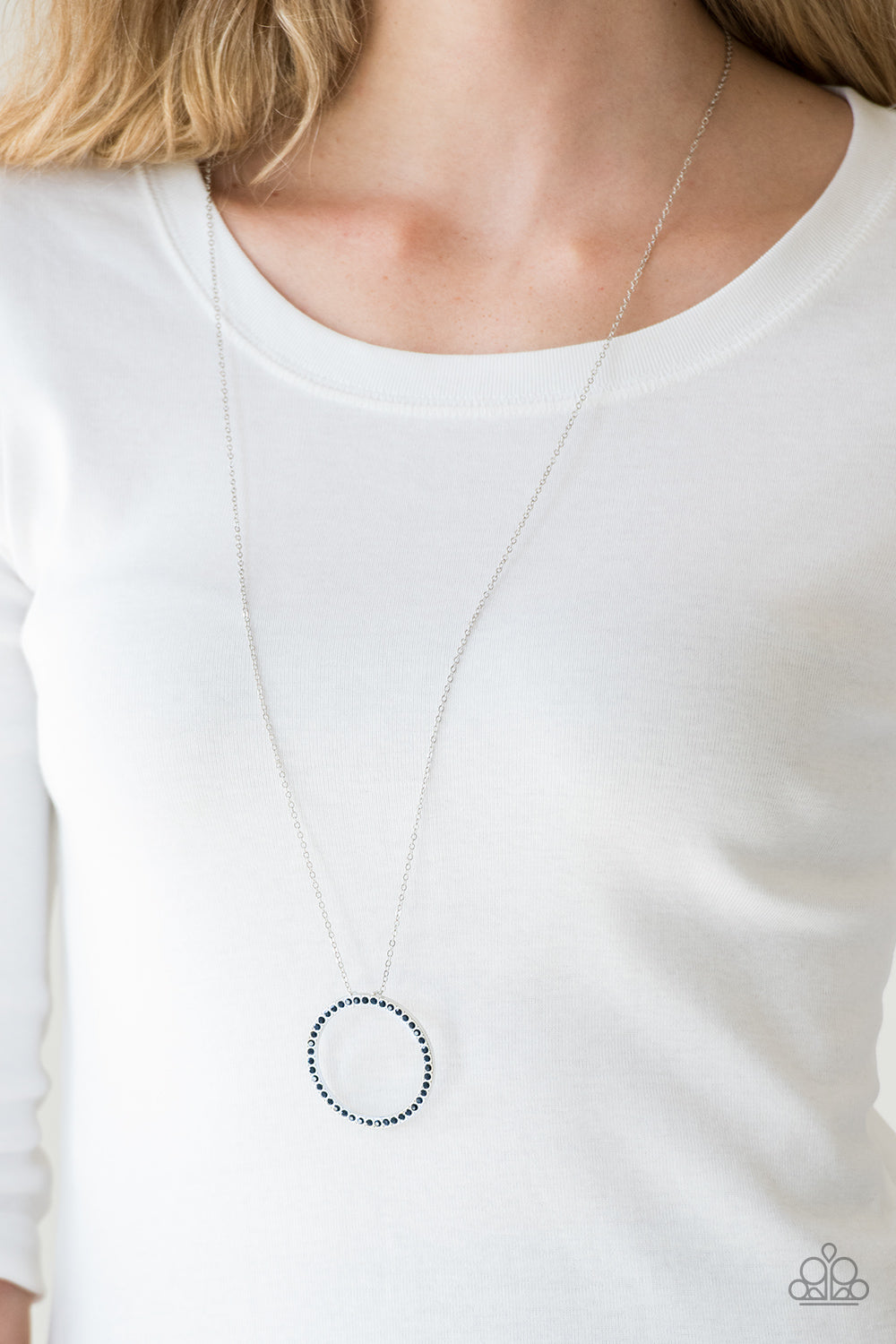 Center Of Attention - Blue A511