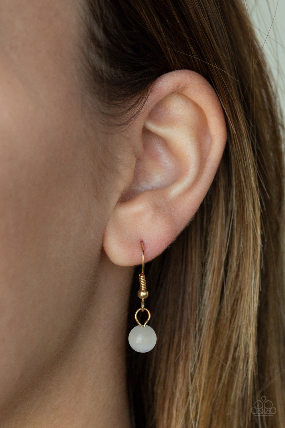 Sparkling Spectacle - Gold V279