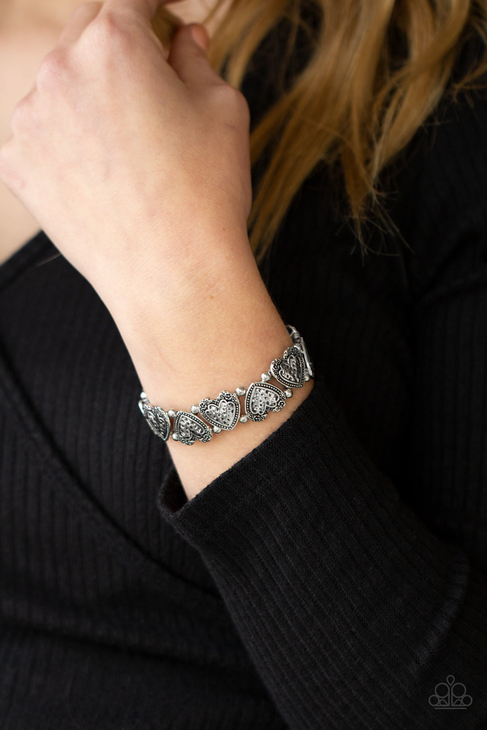 Rustic Heartthrob - Silver A302