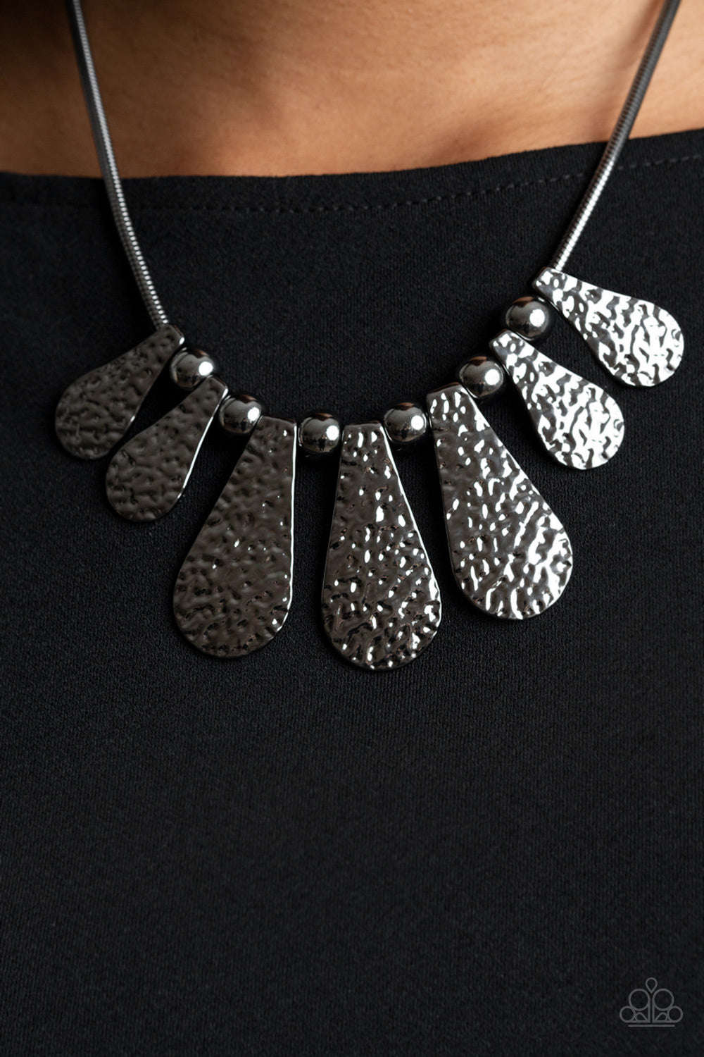 Gallery Goddess - Black A564