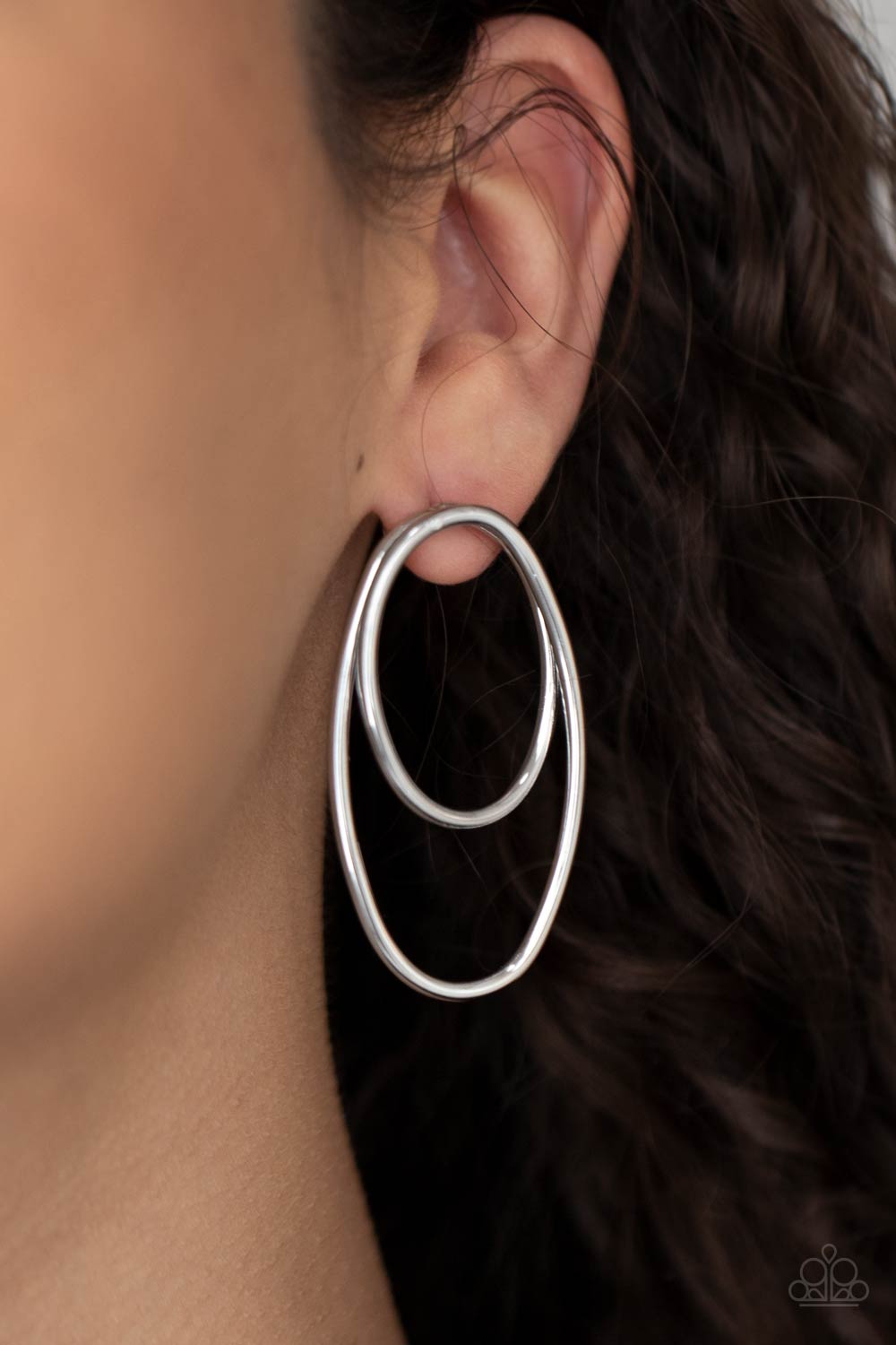 So OVAL-Dramatic - Silver 76