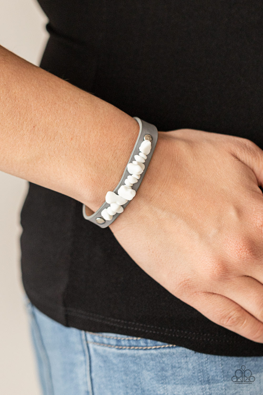 Pebble Paradise - Silver A413