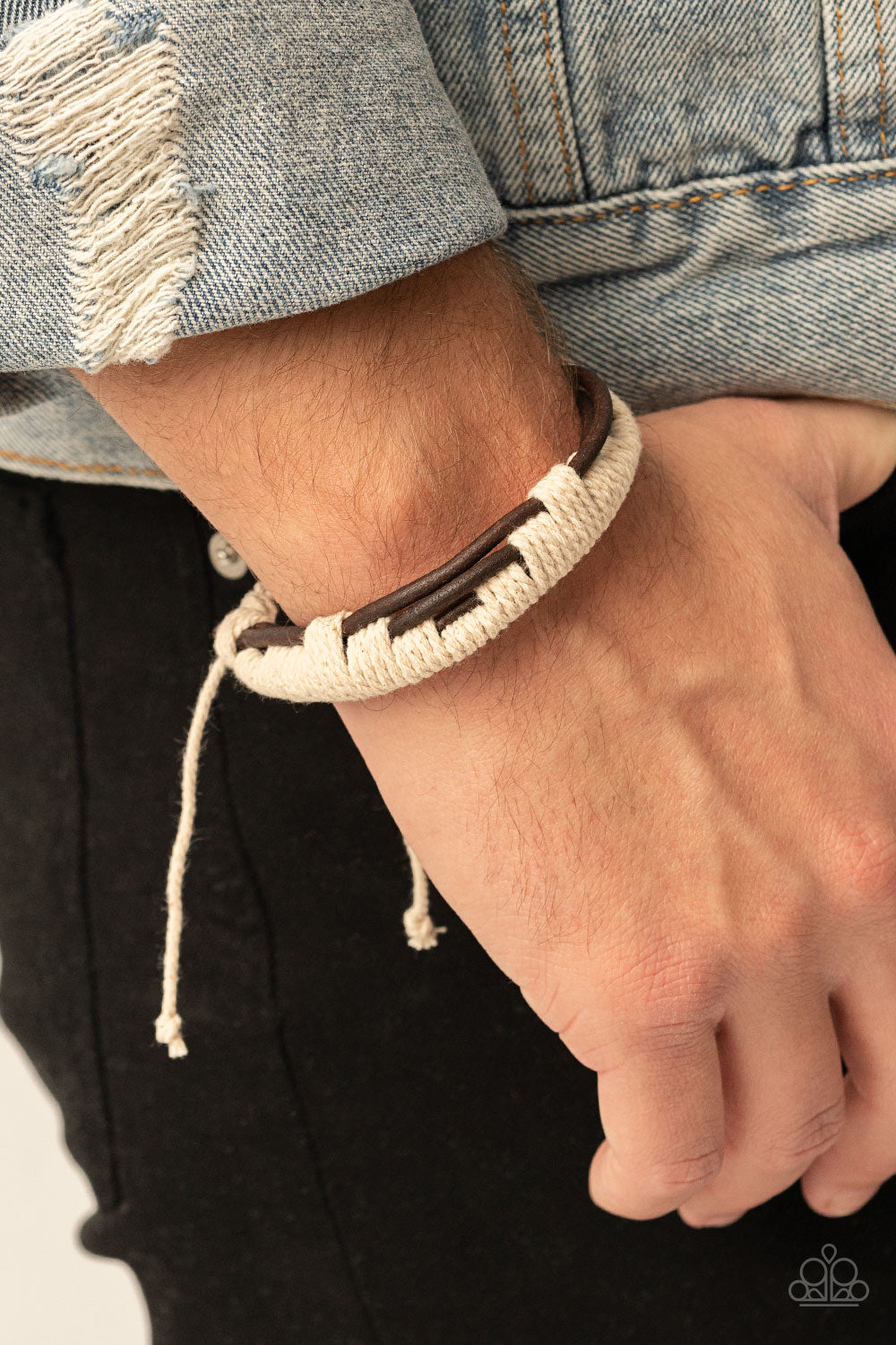 Nautical Distance - Brown A411