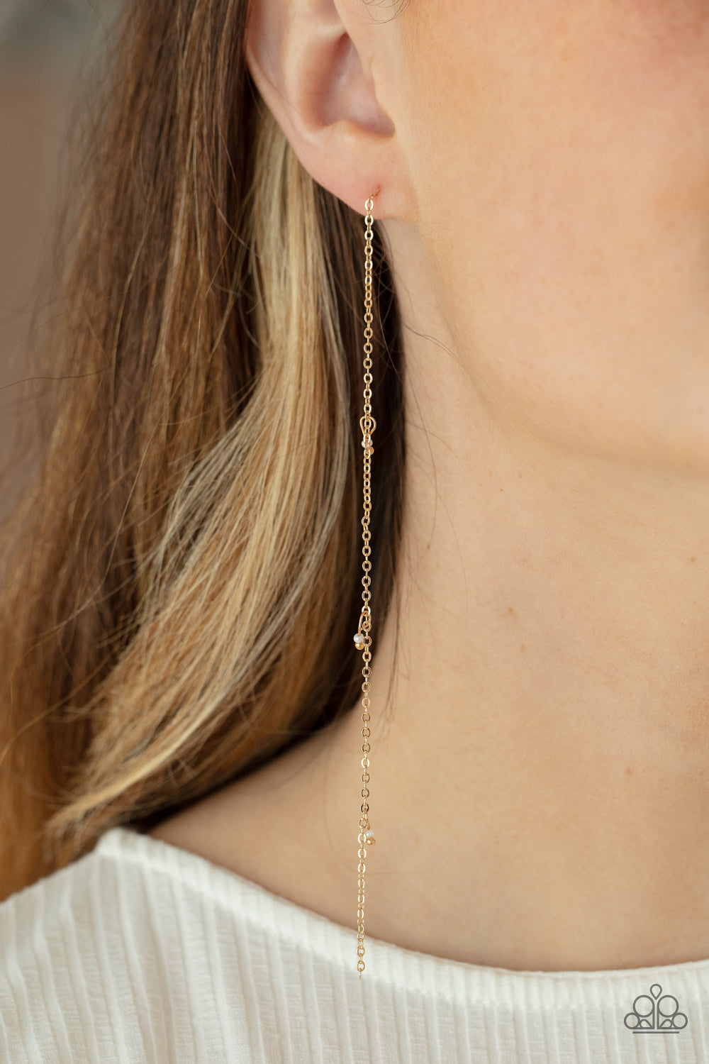 Dauntlessly Dainty - Gold 697