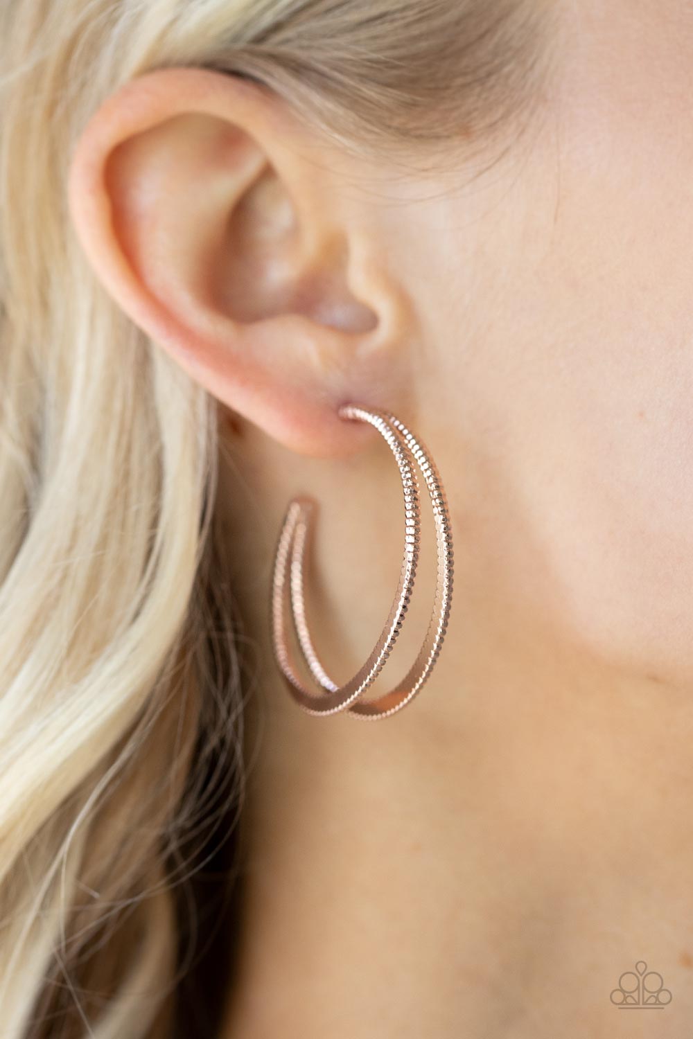 Rustic Curves - Rose Gold 682