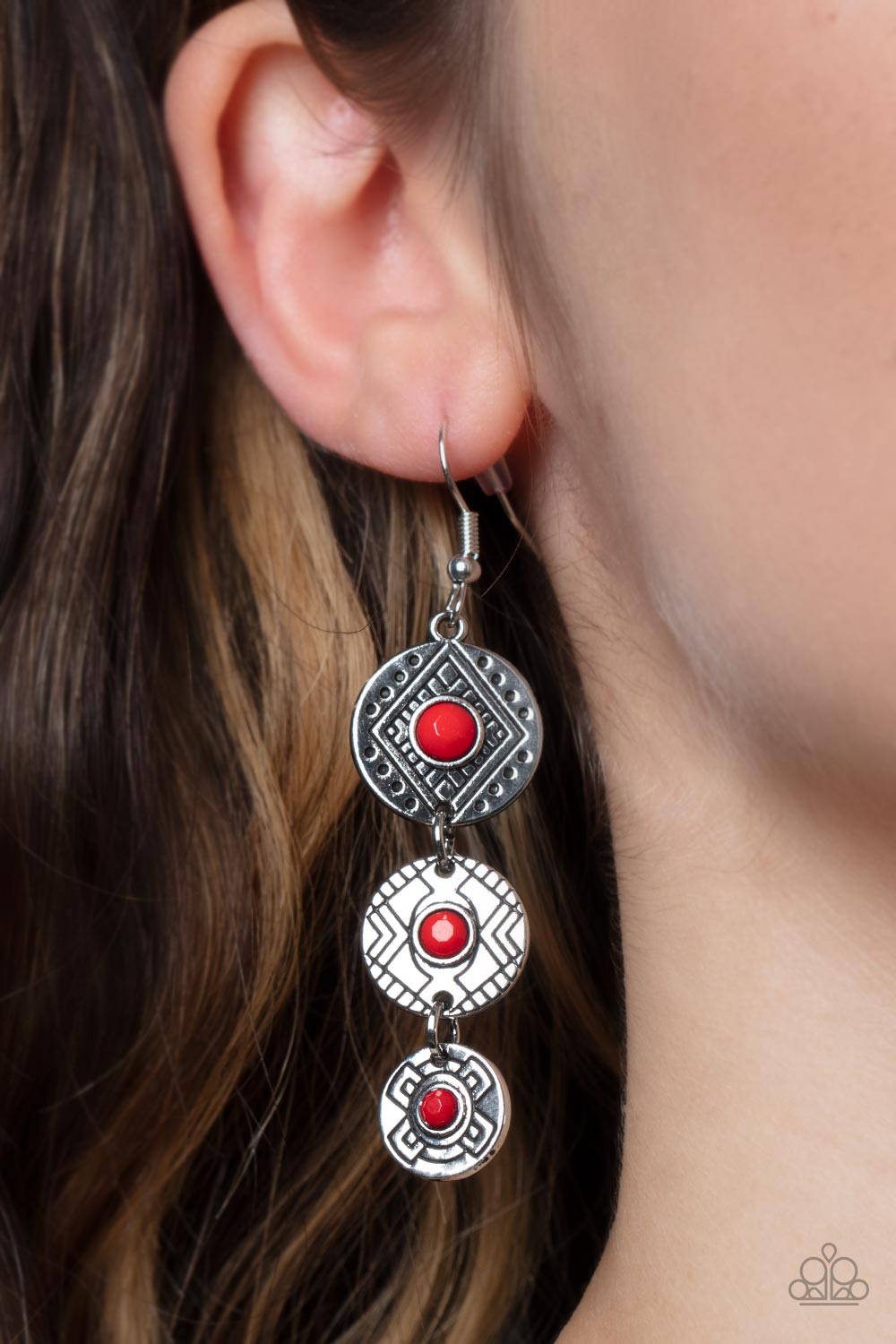 Totem Temptress - Red 641