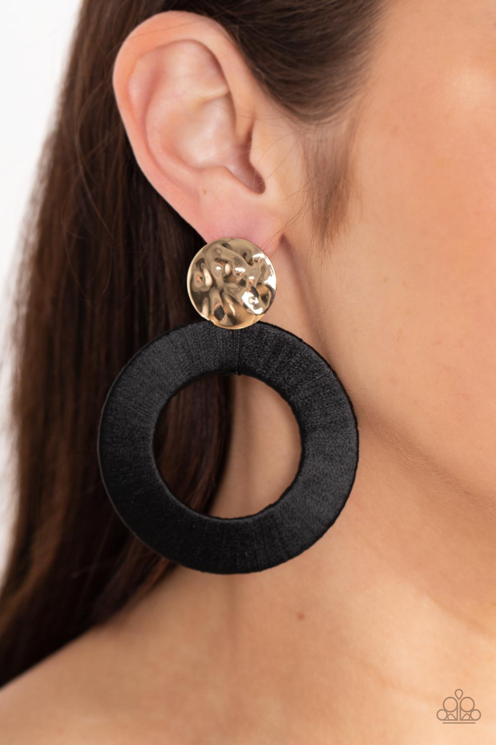 Strategically Sassy - Black E165