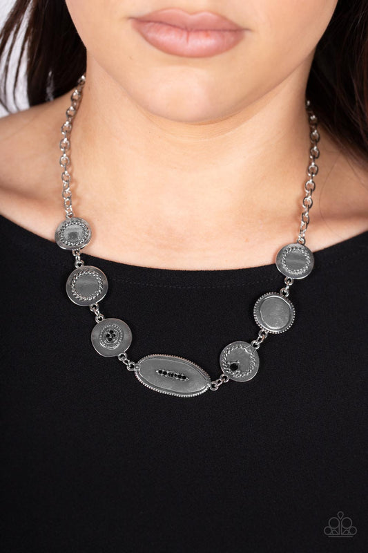 Paparazzi Necklace ~ Uniquely Unconventional - Black