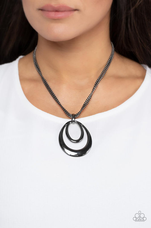 Paparazzi Necklace ~ Suburban Storm - Black
