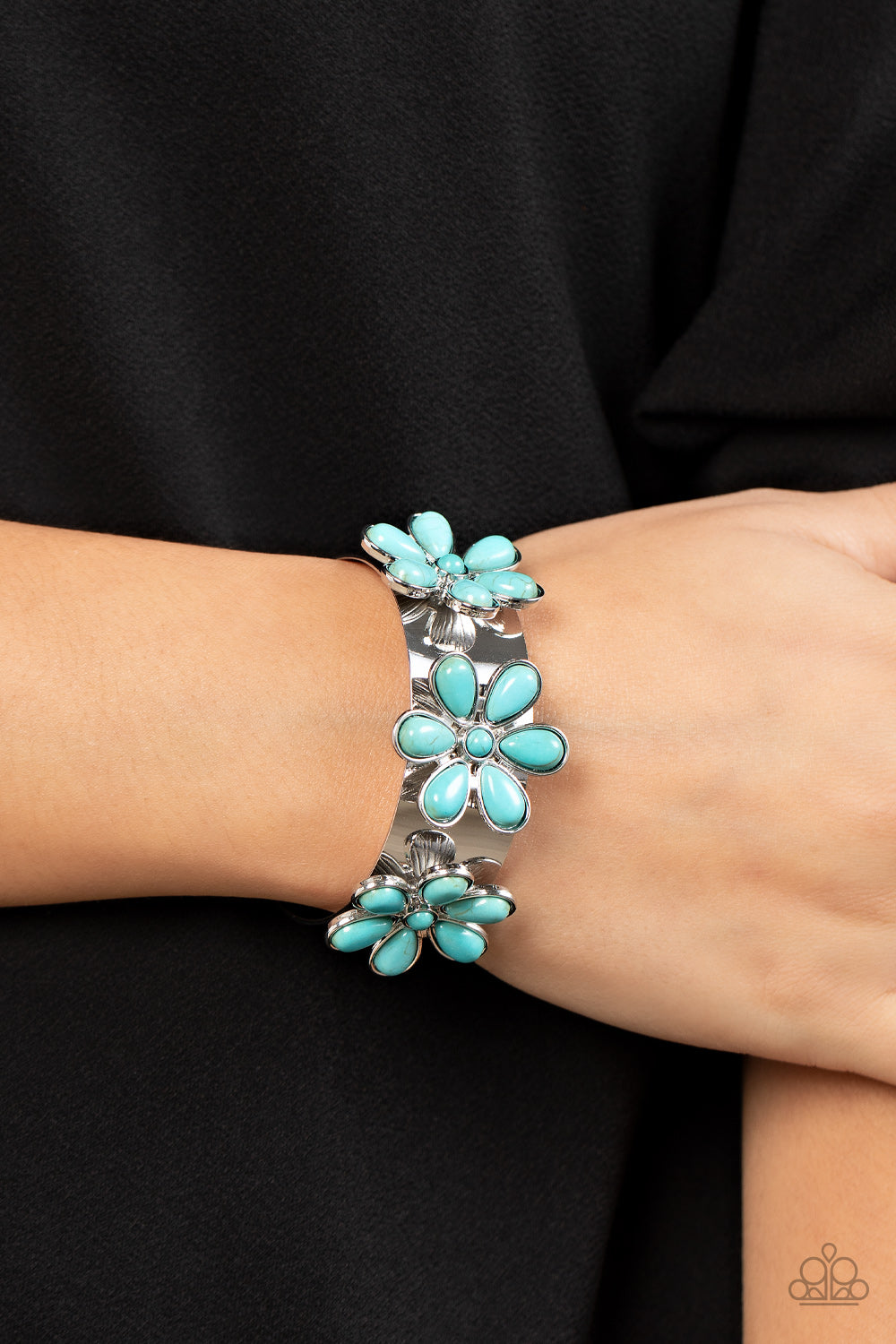 Desert Flower Patch - Blue 319