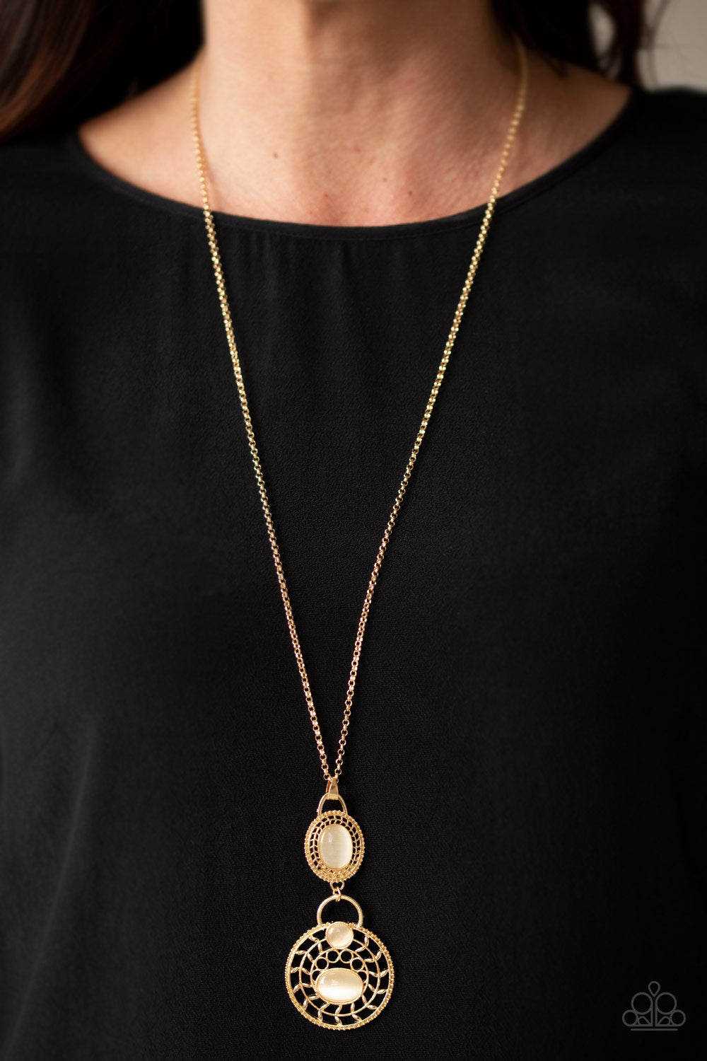 Hook, VINE, and Sinker - Gold A556