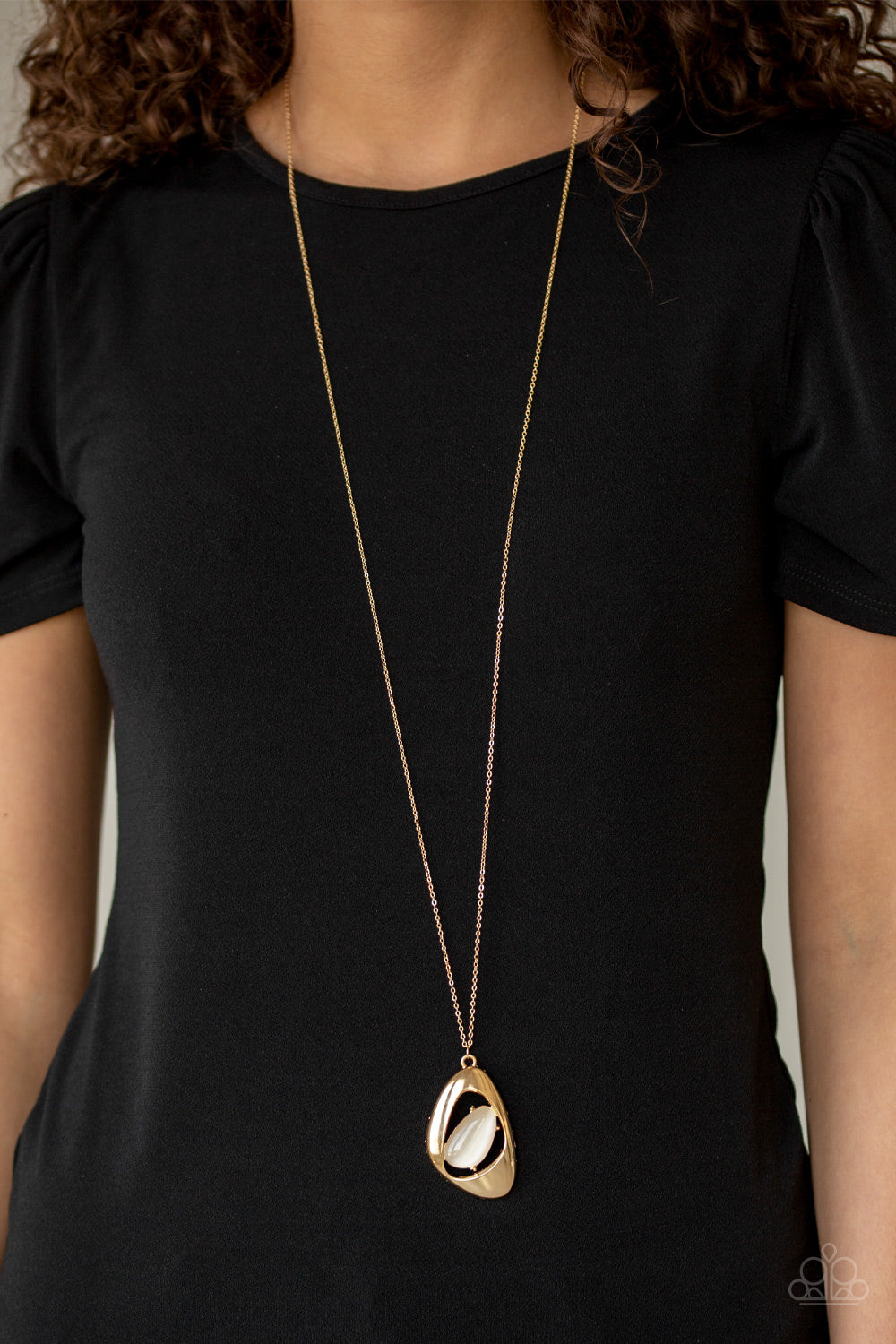 Asymmetrical Bliss - Gold A513