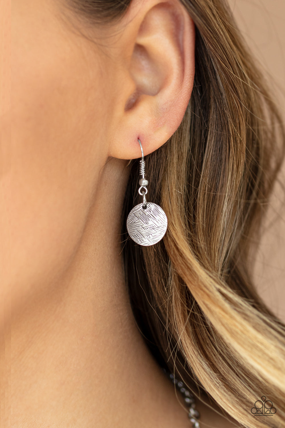 Trailblazing Trinket - Silver 599