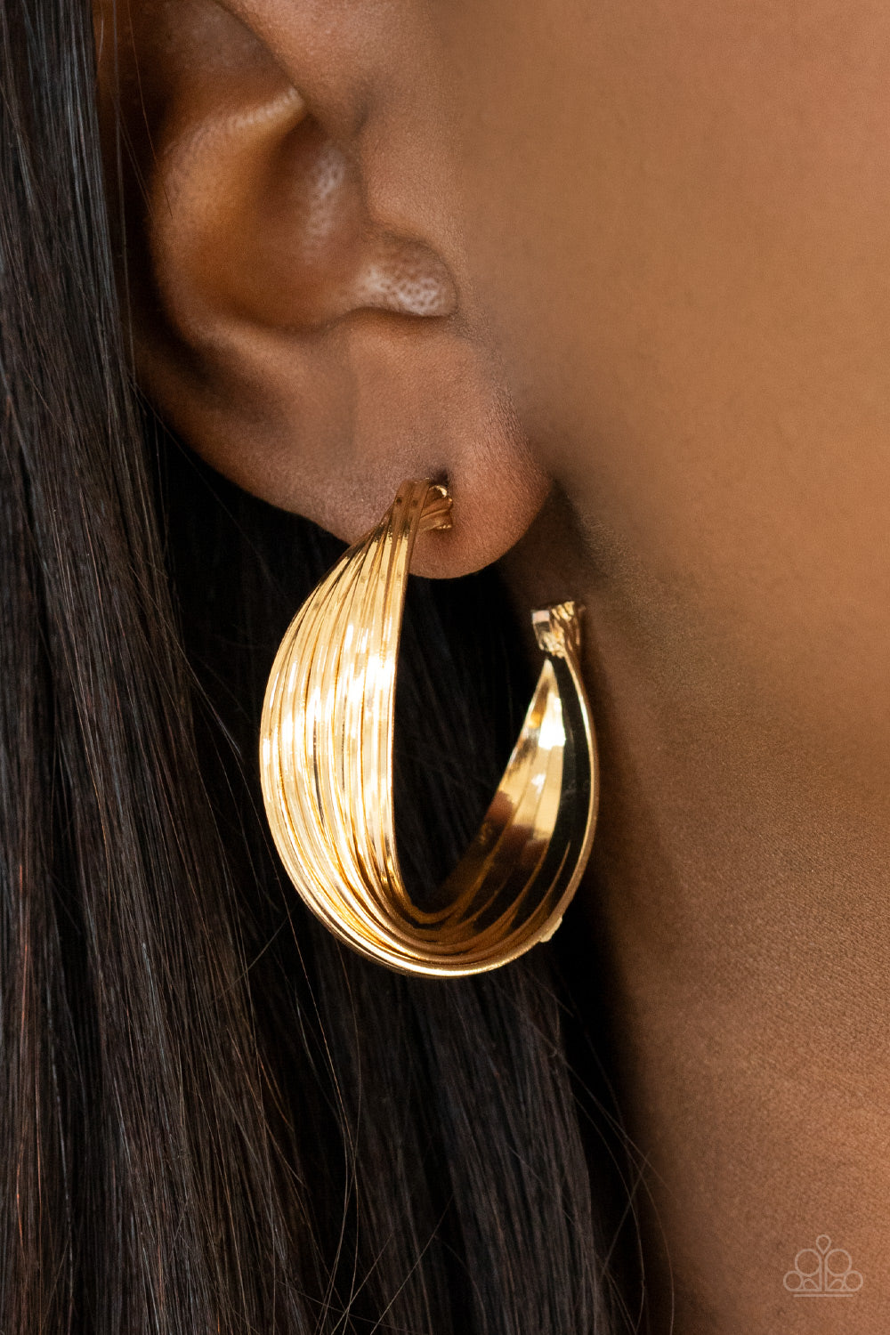 Curves In All The Right Places - Gold A659