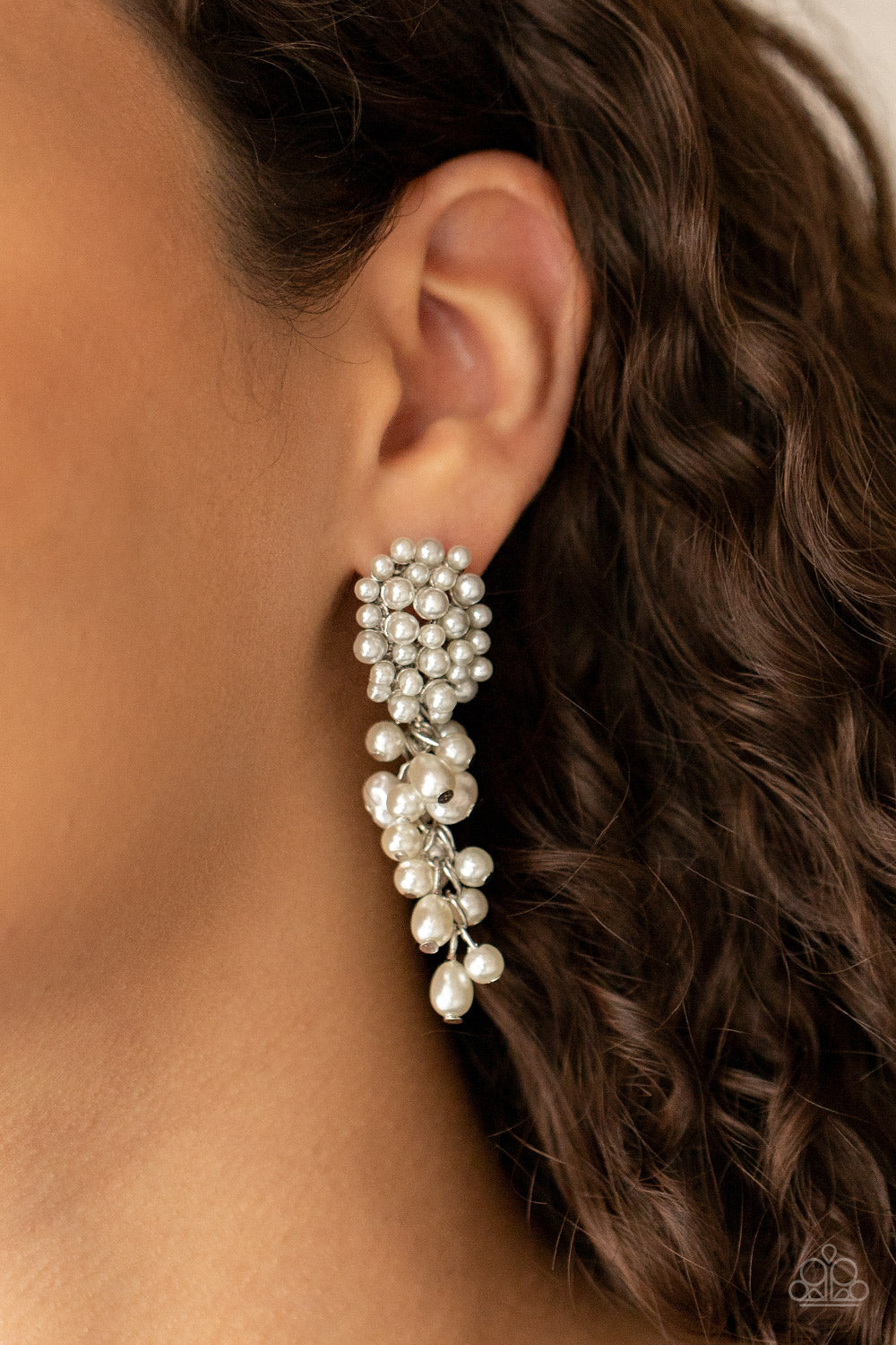 Fabulously Flattering - White A760