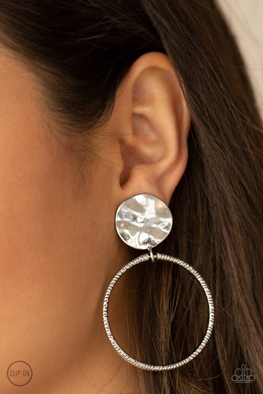 Undeniably Urban - Silver 667
