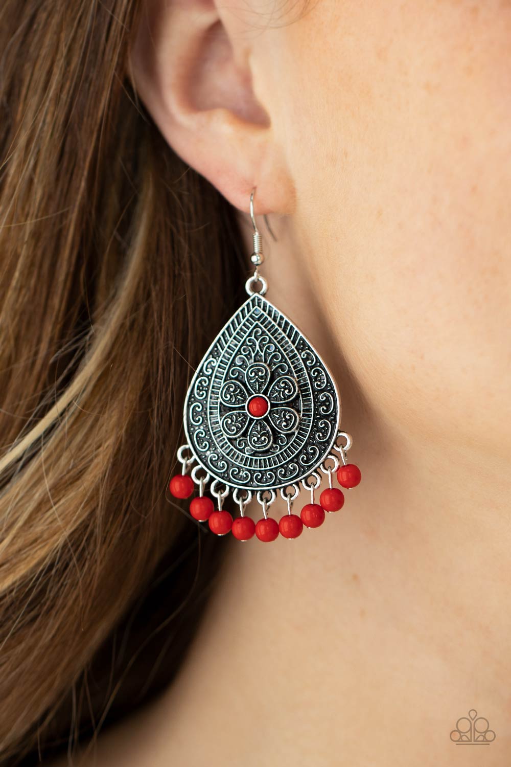 Blossoming Teardrops - Red A693
