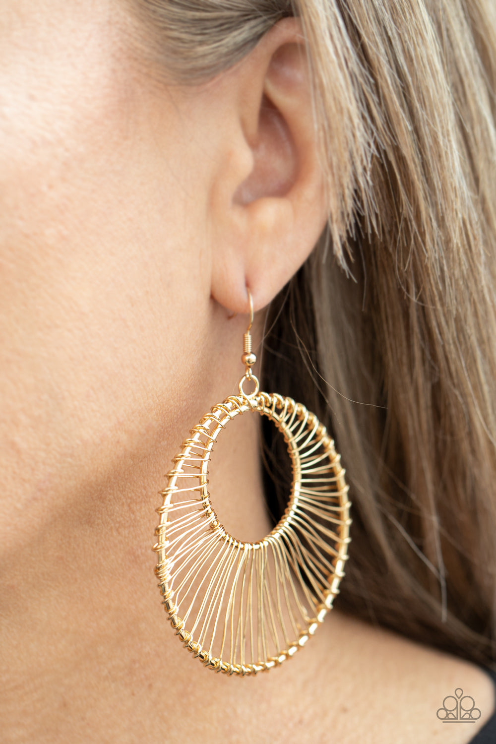 Artisan Applique - Gold V90