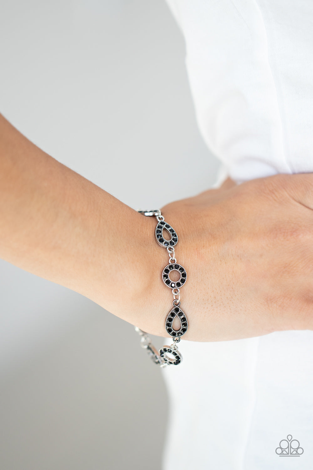 Royally Refined - Black 495