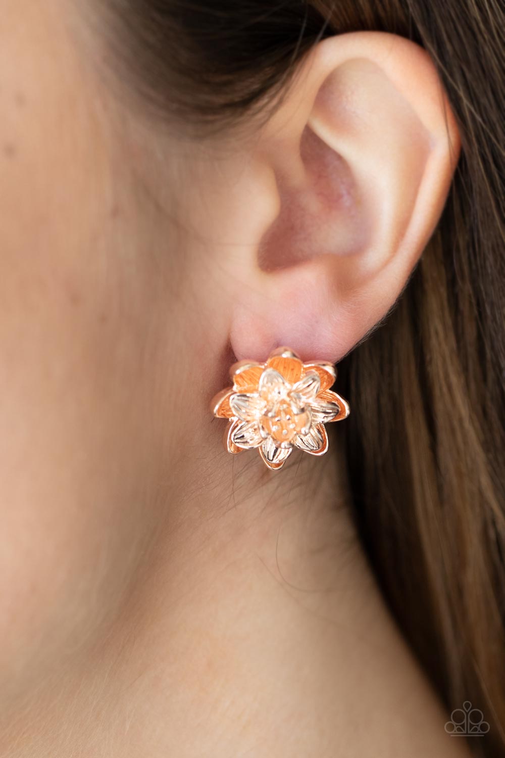 Water Lily Love - Rose Gold 613
