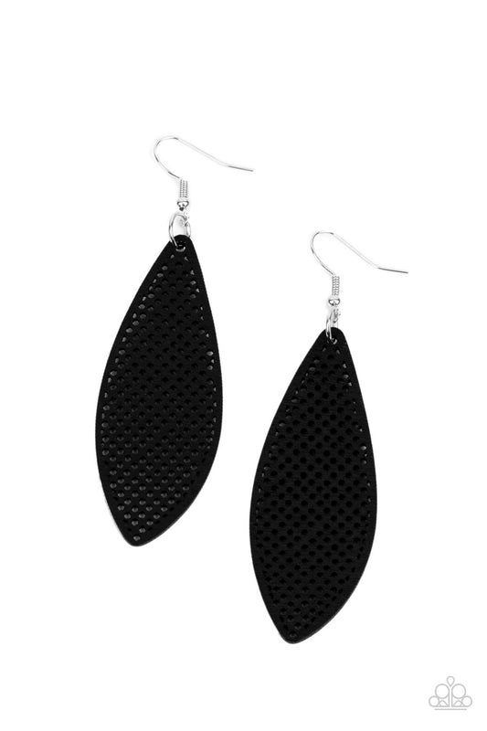 Surf Scene - Black 112