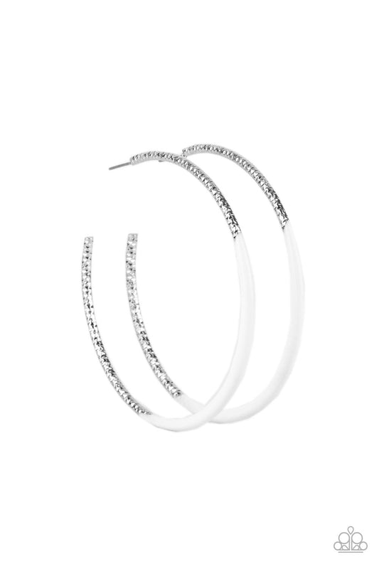 DIP, DIP, Hooray! - White 660
